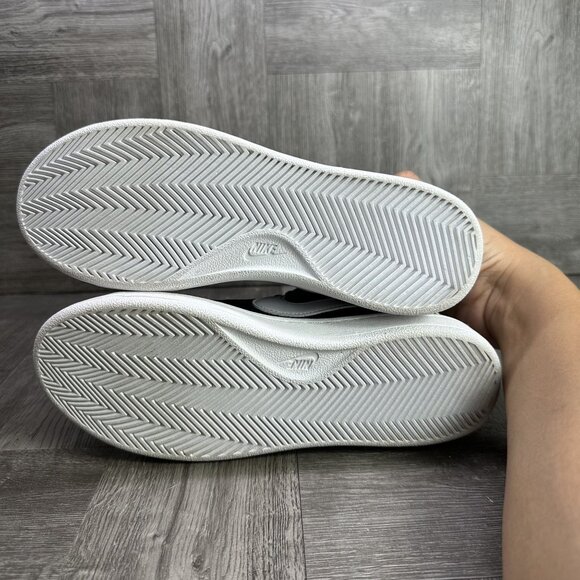 Nike Court Royale 2 Women's size 5.5 Black White Leather Shoes CT1725-001 - Picture 8 of 9